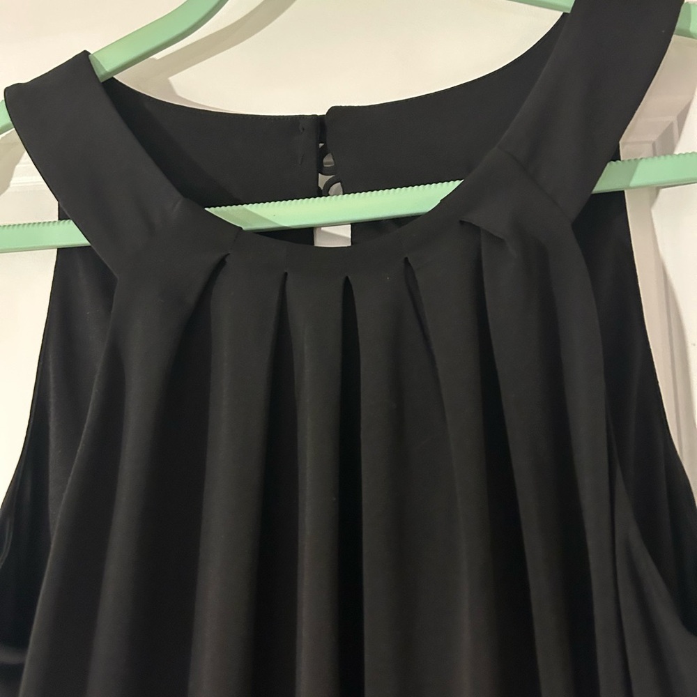 White House Black Market Blouson Sheath Dress with a Halter Neckline - Picture 4 of 7